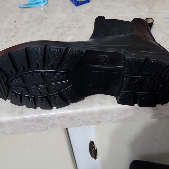 Blundstone Style boots NEW - Picture 3 of 4